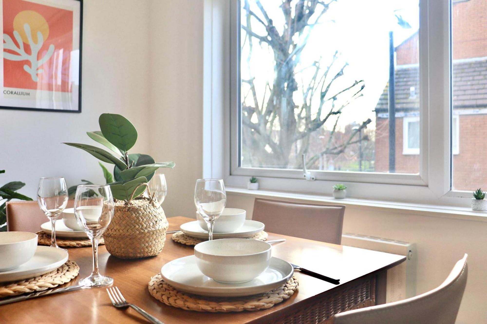 Stunning Apartment, Sleeps 4, Central London, 1 Bedroom, Zone 1, Kennington - Open For Business Stays, Long Stays And Families Relocating Eksteriør bilde