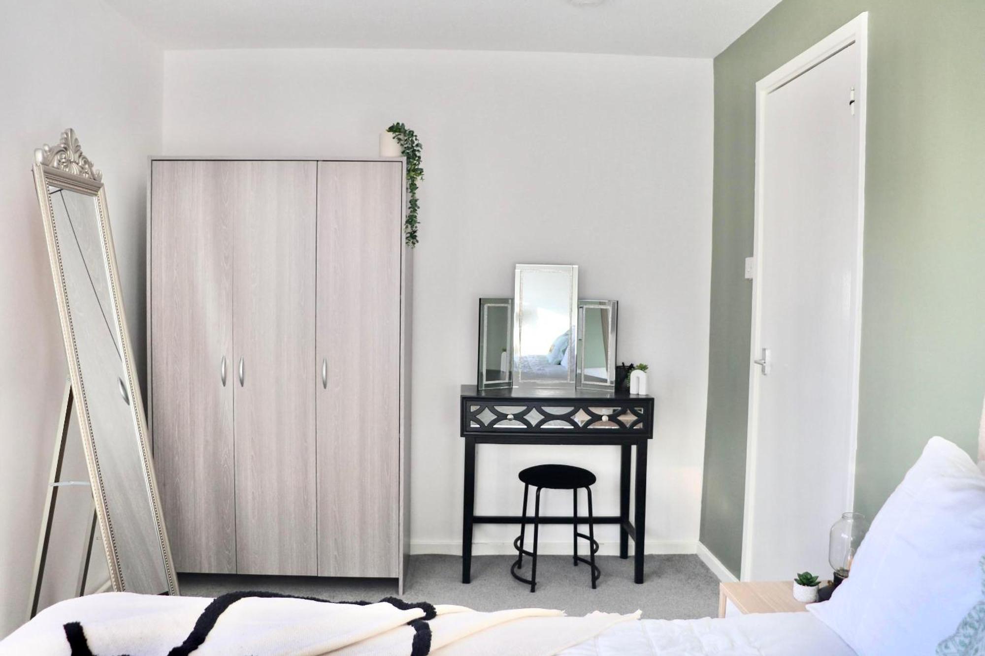 Stunning Apartment, Sleeps 4, Central London, 1 Bedroom, Zone 1, Kennington - Open For Business Stays, Long Stays And Families Relocating Eksteriør bilde