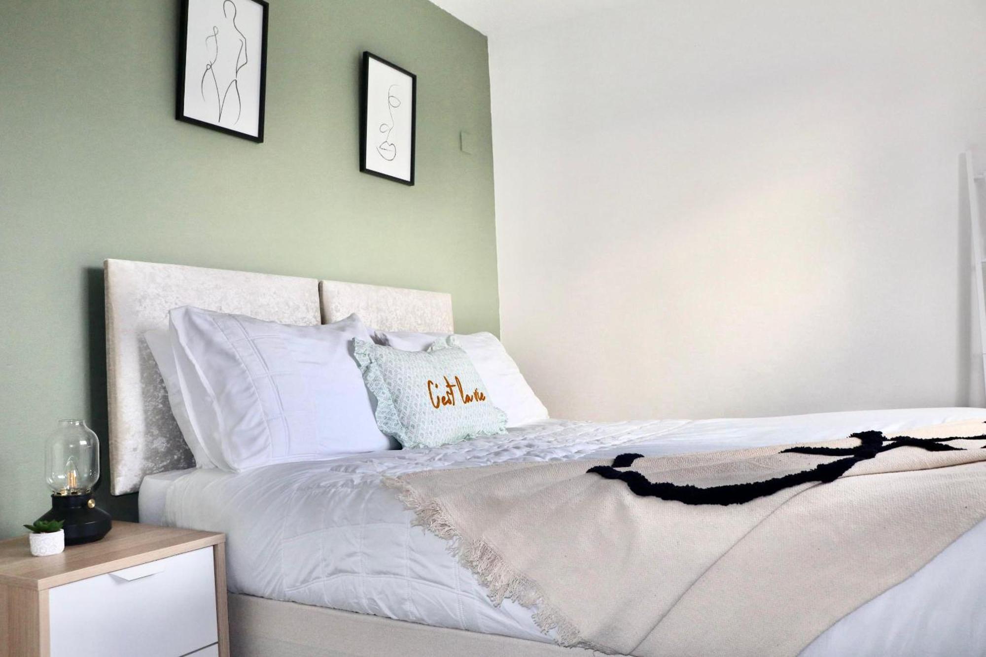 Stunning Apartment, Sleeps 4, Central London, 1 Bedroom, Zone 1, Kennington - Open For Business Stays, Long Stays And Families Relocating Eksteriør bilde