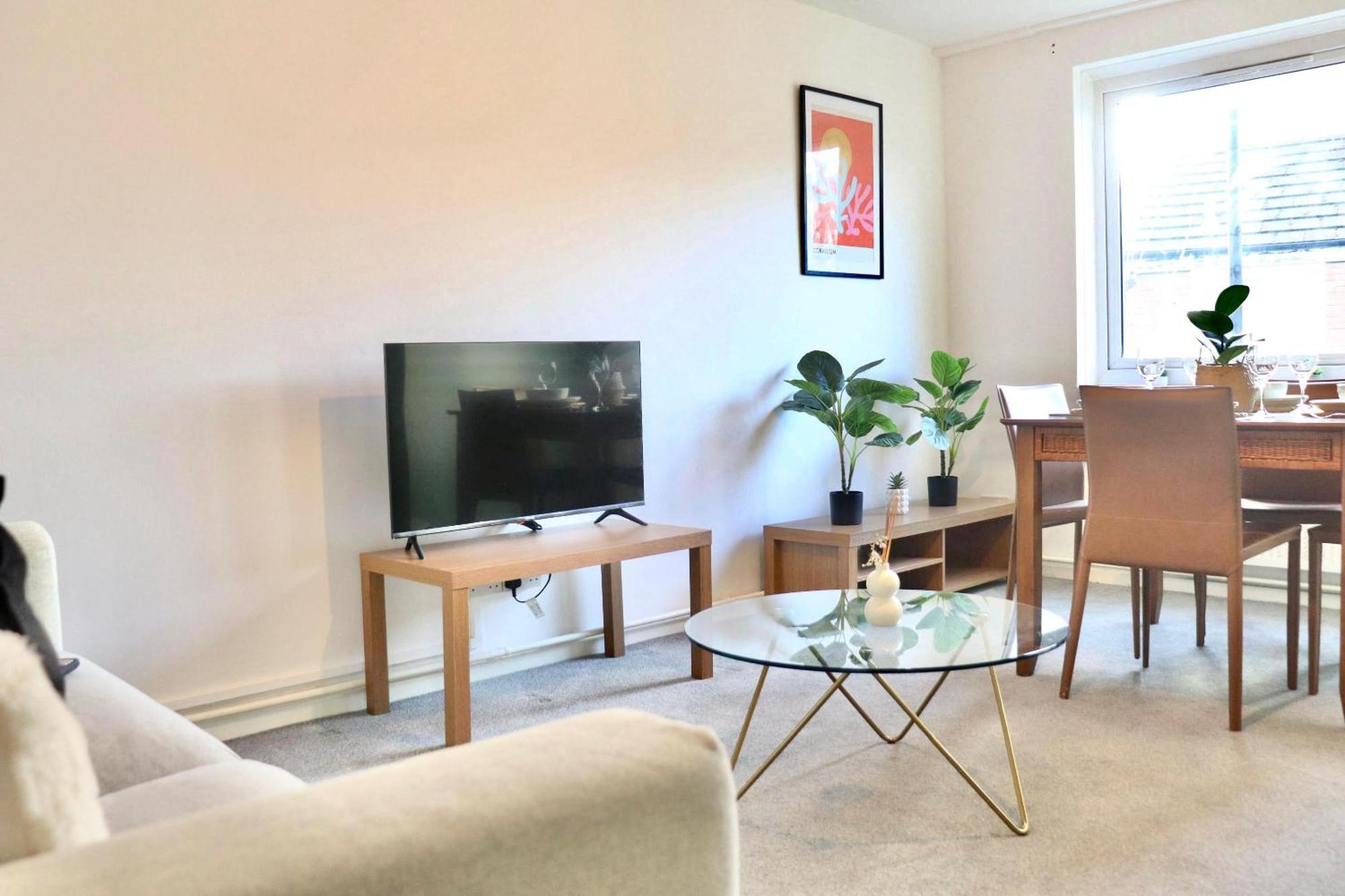 Stunning Apartment, Sleeps 4, Central London, 1 Bedroom, Zone 1, Kennington - Open For Business Stays, Long Stays And Families Relocating Eksteriør bilde